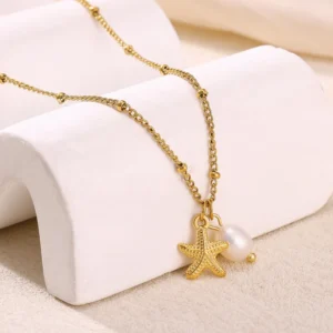 Collar “Sea Treasure” en Acero Inoxidable y Chapado en Oro de 18K
