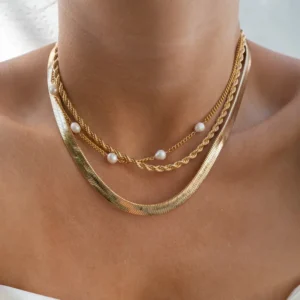 Alternative view of Collar “Perlina” en Acero Inoxidable y Chapado en Oro de 18K