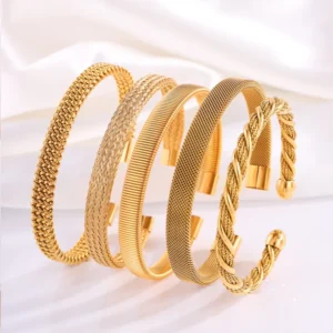Alternative view of Brazalete "Emma" en Acero Inoxidable y Chapado en Oro de 18K