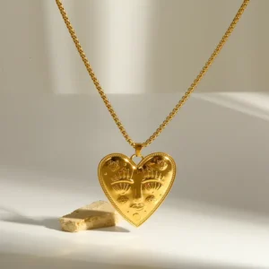 Collar “Mística” en Acero Inoxidable y Chapado en Oro de 18K