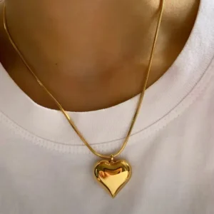 Alternative view of Collar “Coeur” en Acero Inoxidable y Chapado en Oro de 18K