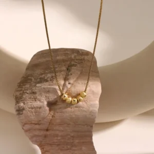 Collar "Essia" en Acero Inoxidable de Titanio y Chapado en Oro de 18K