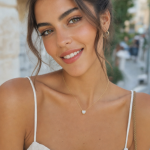 Alternative view of Collar “Noelle” Con Zirconia en Acero Inoxidable Dorado