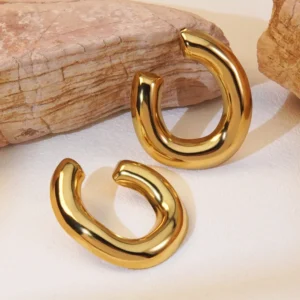 Aretes “Strata” en Acero Inoxidable Dorado