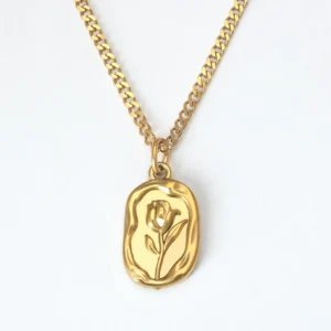 Collar “Golden Rose” en Acero Inoxidable