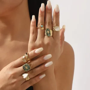 Alternative view of Anillo “Nara” con Piedra Naturale en Acero Inoxidable y chapado en Oro