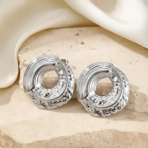 Aretes “Avelina” en Acero Inoxidable Color Plata