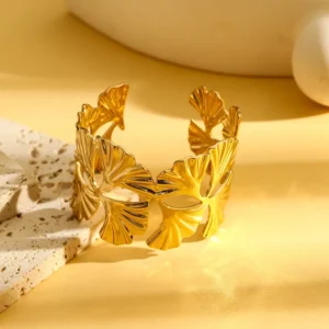 Brazalete “Ginko” en Acero Inoxidable Dorado