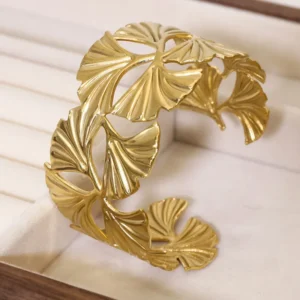 Brazalete “Ginko” en Acero Inoxidable Dorado - Imagen 3