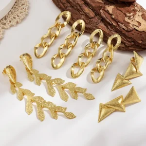 Alternative view of Aretes “80” en Acero Inoxidable Dorado