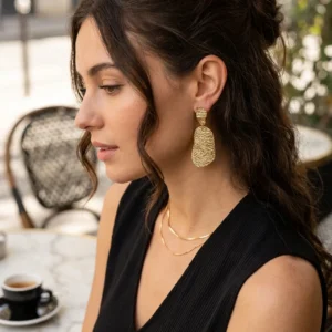 Alternative view of Aretes Statement “Lagoon” en Acero Inoxidable Dorado