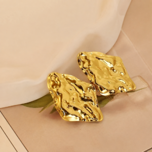 Aretes “Aveline” en Acero Inoxidable Dorado
