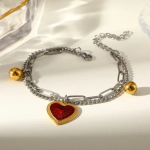 Pulsera con Charms “Cassanova” en Acero Inoxidable y Chapado en Oro de 18K