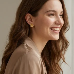 Alternative view of Aretes “Serena” en Acero Inoxidable Dorado