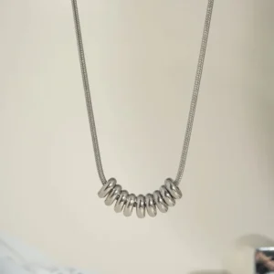 Collar “Frecuency” en Color Plata de Acero Inoxidable y Chapado en Oro de 18K