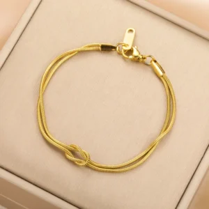 Alternative view of Pulsera "Knot Mini " en Aceor Inoxidable y Chapado en Oro de 18K
