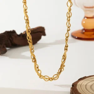 Collar de Doble Cadena Trenzada en Acero Inoxidable y Chapado en Oro de 18K