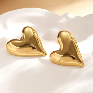 Alternative view of Aretes de Corazón Elongado en Acero Inoxidable Dorado