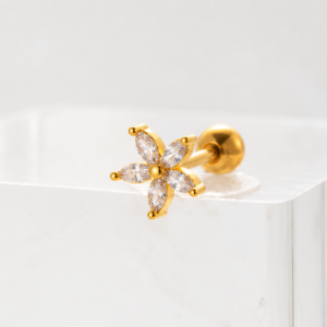 Arete Stud para Cartílago “Flower” con Zirconia en Acero Inoxidable Dorado (1 pza)