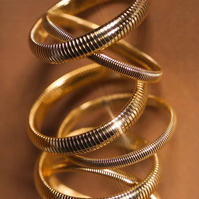 Set de Tres Pulseras "Borneo" en Acero Inoxidable y Chapado en Oro de 18K - Imagen 4