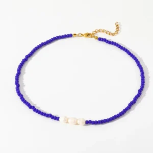 Collar "Mediterráneo" con Perlas Naturales en Acero Inoxidable Dorado
