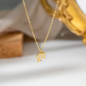Collar Astrológico "Virgo" en Acero Inoxidable y Chapado en Oro de 18K